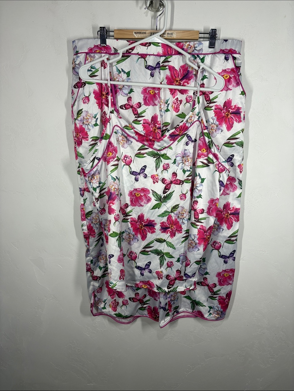 Secret Treasures Women's Floral Pink & White PJ Set size XL